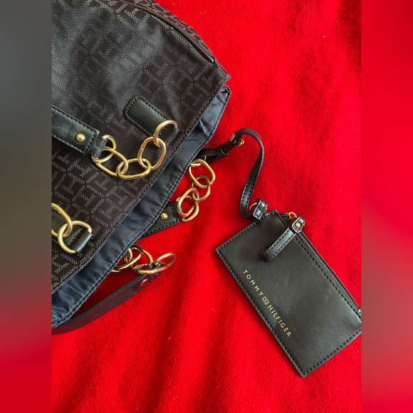 Black Tommy Hilfiger Tote - Picture 8 of 10